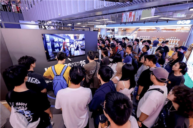 商业体如何与电竞IP共舞?世茂广场七周年庆提供破圈新样本