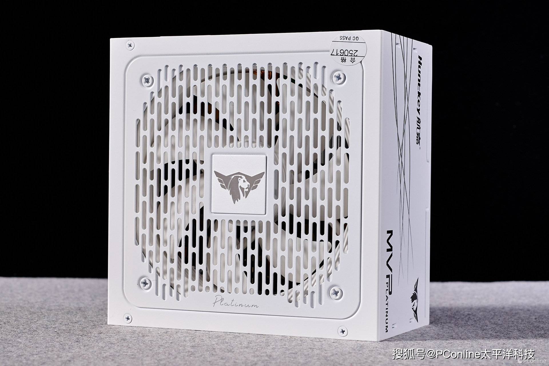 航嘉MVP P1200电源:硬核性能,电竞之魂