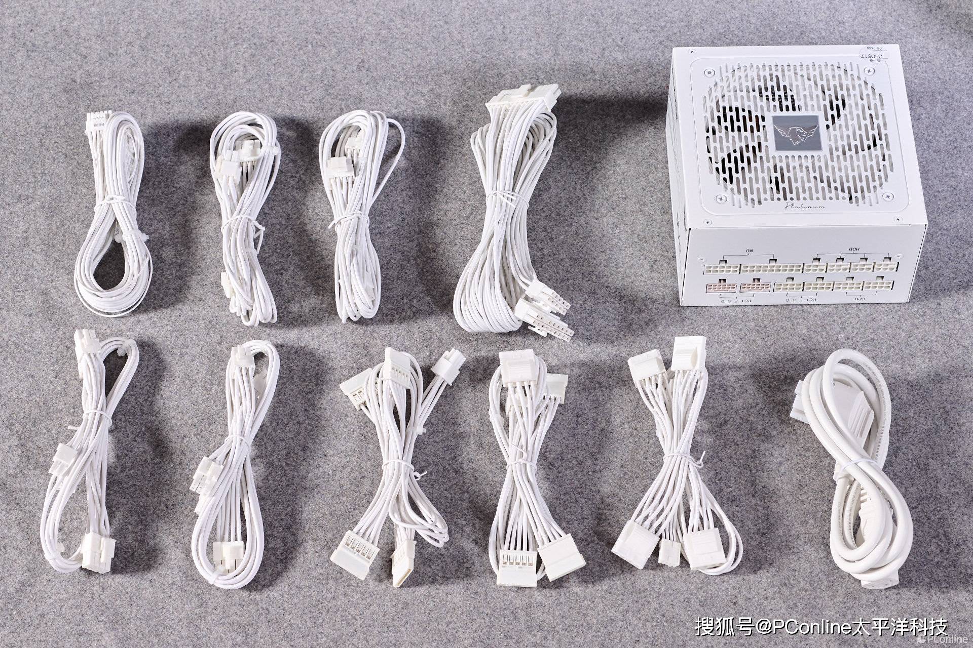 航嘉MVP P1200电源:硬核性能,电竞之魂