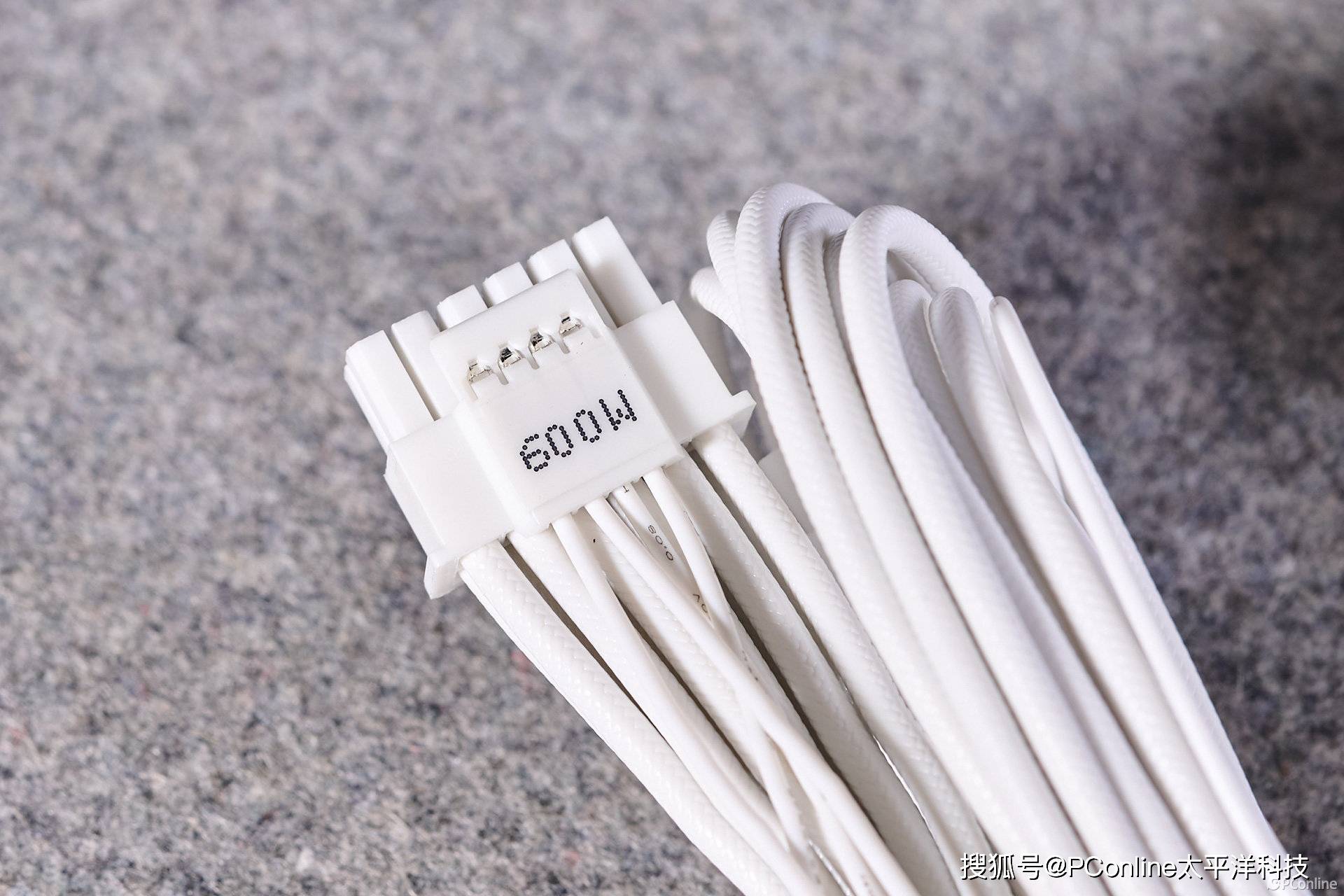 航嘉MVP P1200电源:硬核性能,电竞之魂