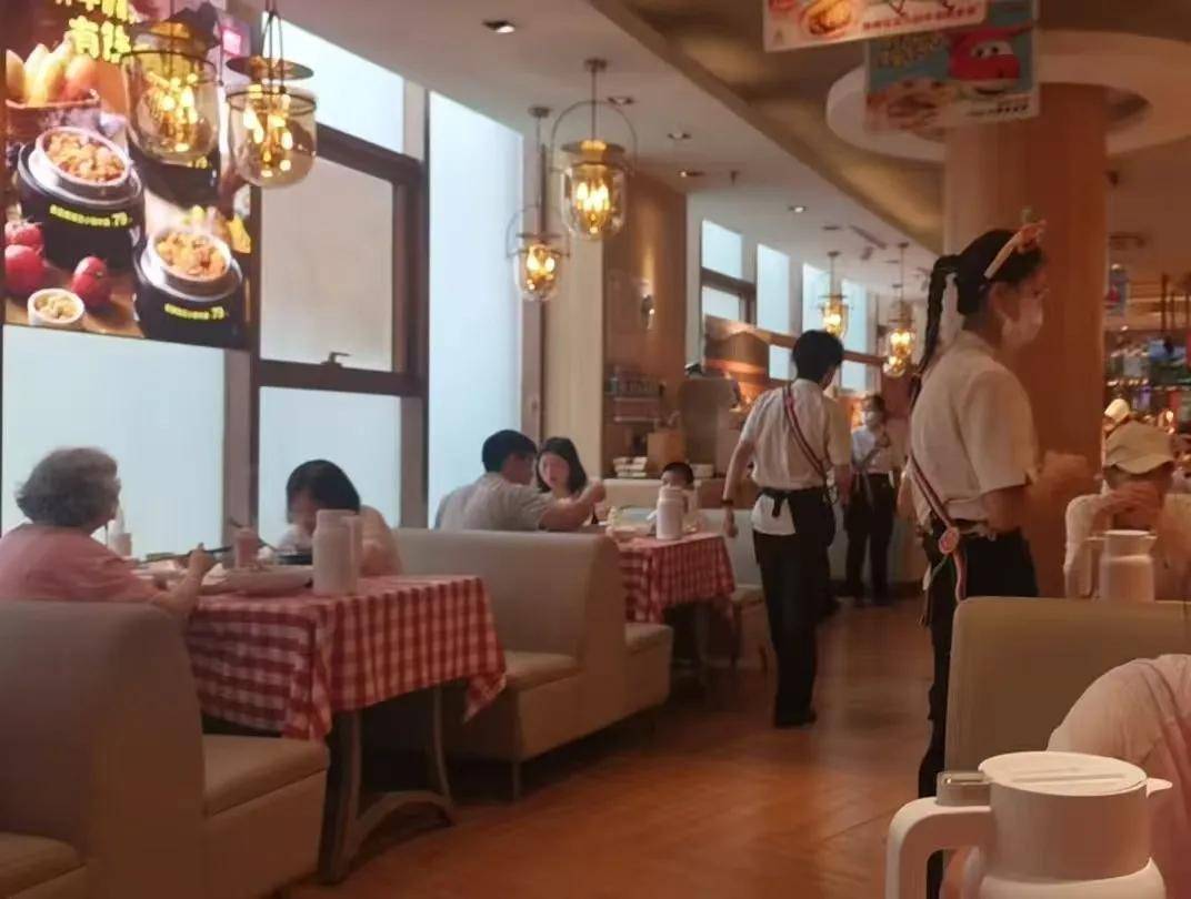 砍自己一刀，西贝绝地求生