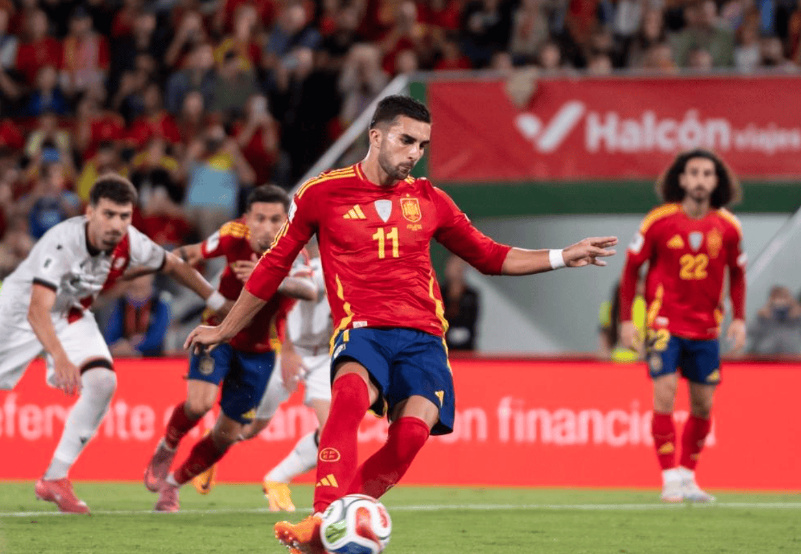 世界第1继续狂飙:3场狂轰11球,0丢球,正式比赛28场不败