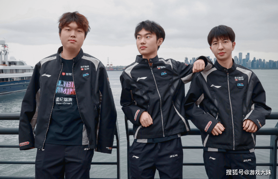 LOL更新战队实力排行榜,BLG下滑到第5名,LCK包揽前二