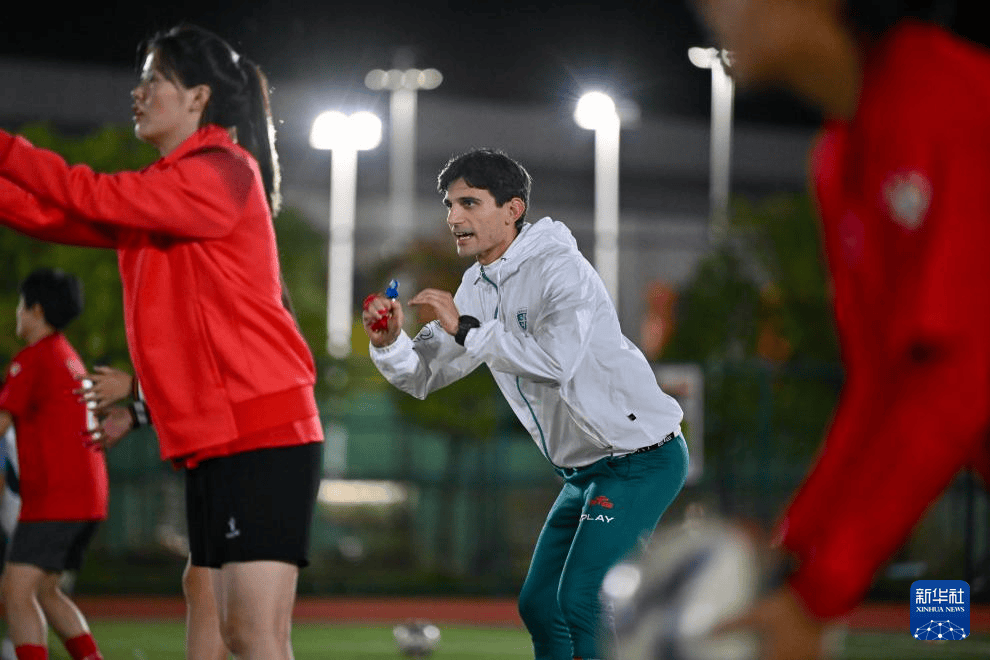 新华社关注|意甲青训教练“扎根”宁德 “执掌”足球教学