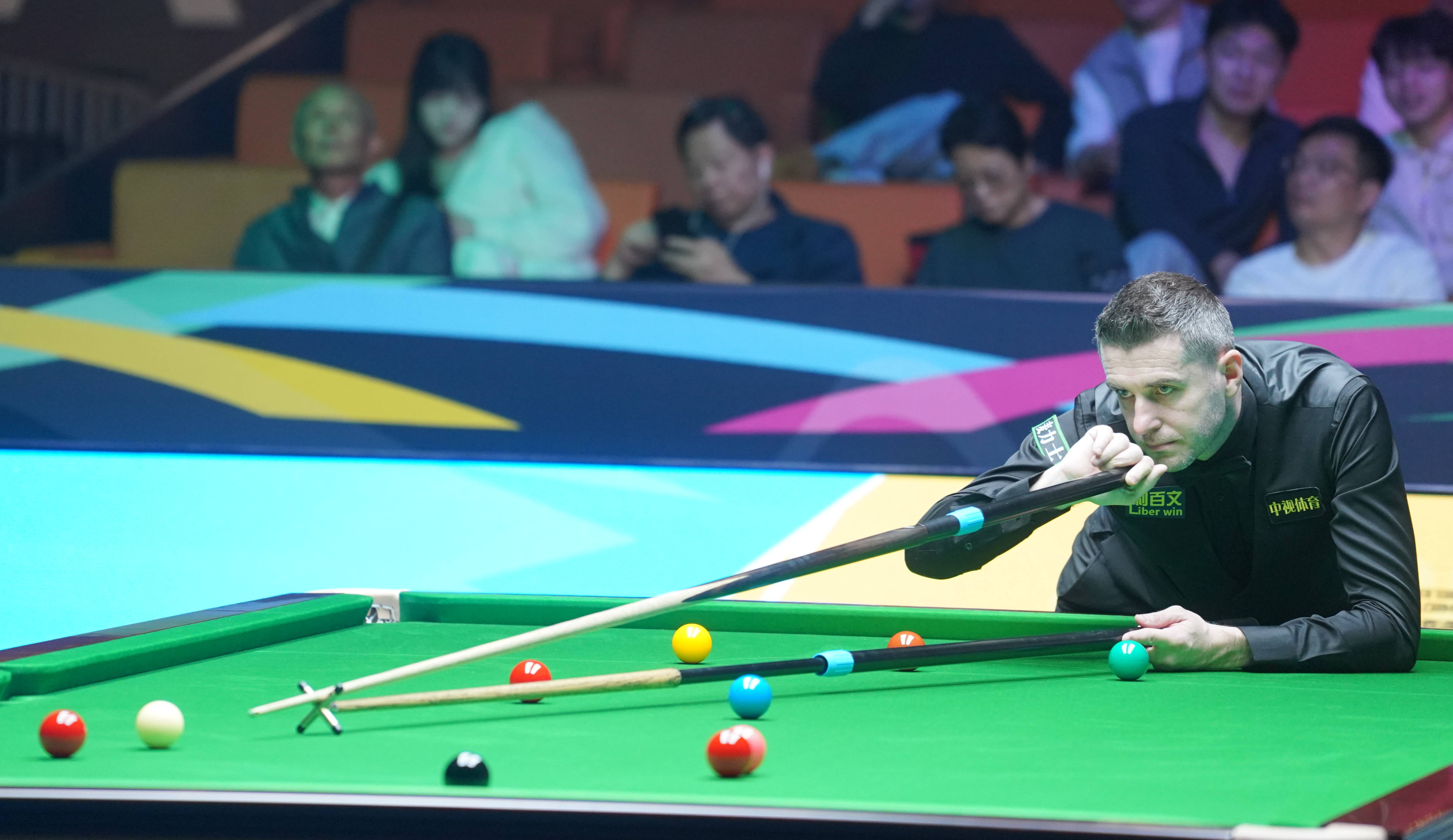 (体育)斯诺克——巡回赛国际锦标赛:赵心童晋级四强