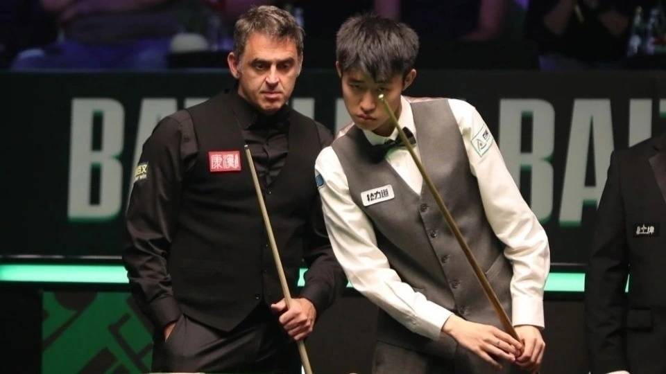 中国斯诺克大捷！4-1、4-1，2小将淘汰世锦赛冠军威尔逊+排名赛冠军塔猜亚