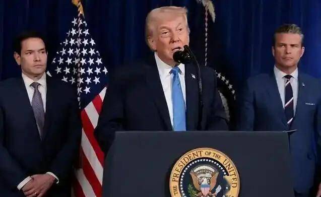 英国派兵格陵兰仅一人？突发新闻引爆国际舆论