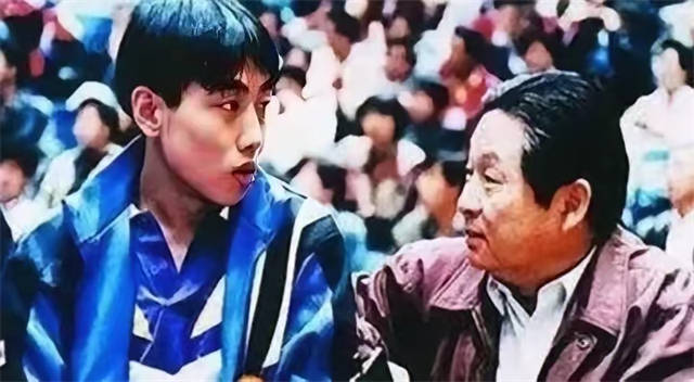 国乒教父为樊振东出头：咱们花纳税人钱为国争光，却被WTT控制了