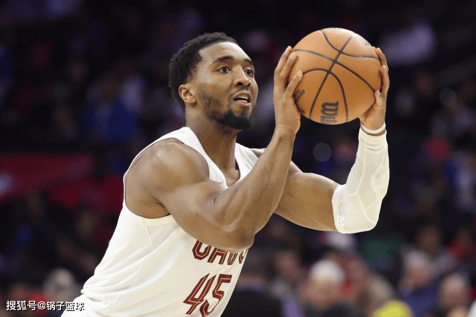 火箭队在憋大招？美媒晒26年休赛期10条大鱼：数人适配休城补强需求